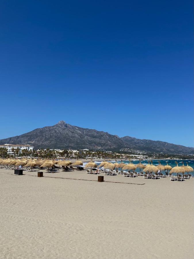Exclusive Puerto Banus Beach Apartment Free Parking Wifi & Swimming Pool Marbella Exterior photo